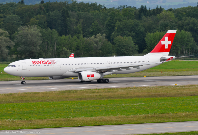 HB-JHB -- Airbus A330-300 -- Swiss