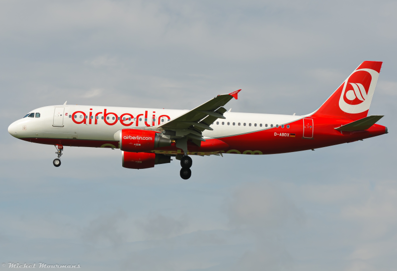 D-ABDX -- Airbus A320 -- Air Berlin