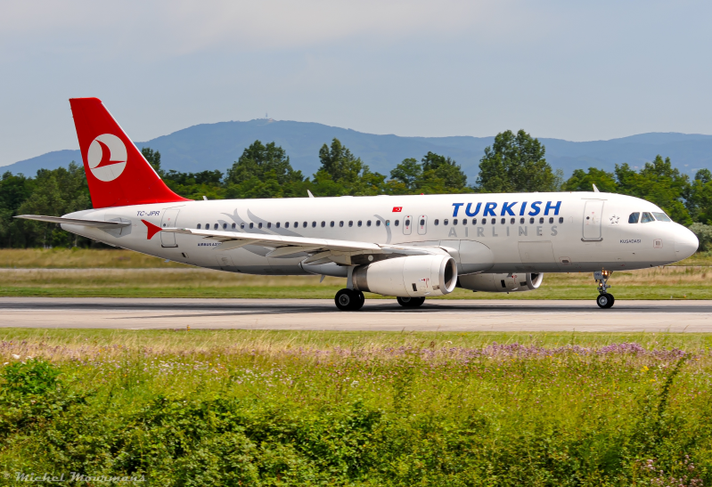TC-JPR -- Airbus A320 -- Turkish Airlines