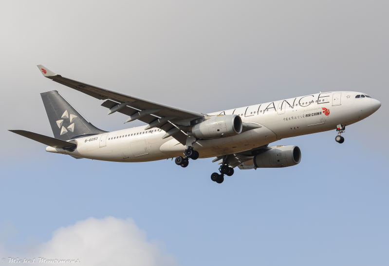 B-6093 -- Airbus A330-200 -- Air China