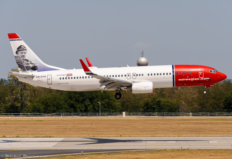 LN-DYA -- Boeing 737-800 -- Norwegian