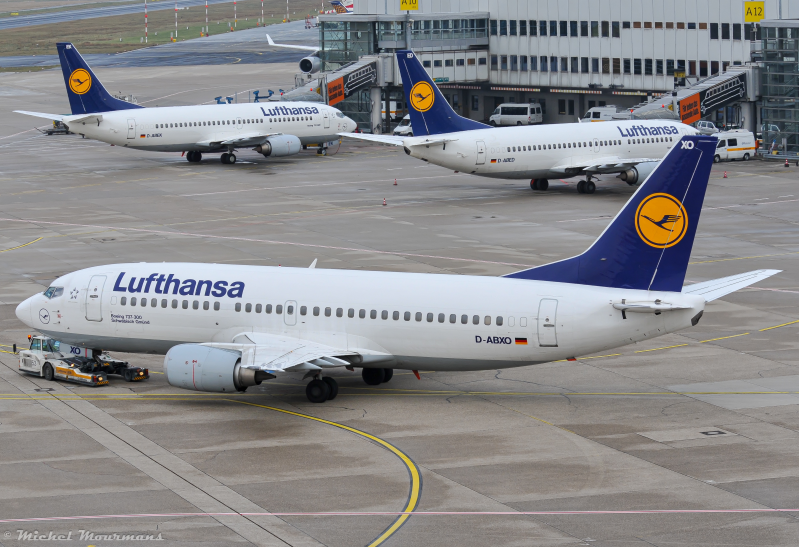 D-ABXO -- Boeing 737-300 -- Lufthansa
