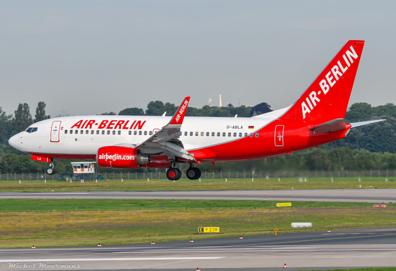 D-ABLA -- Boeing 737-700 -- Air Berlin