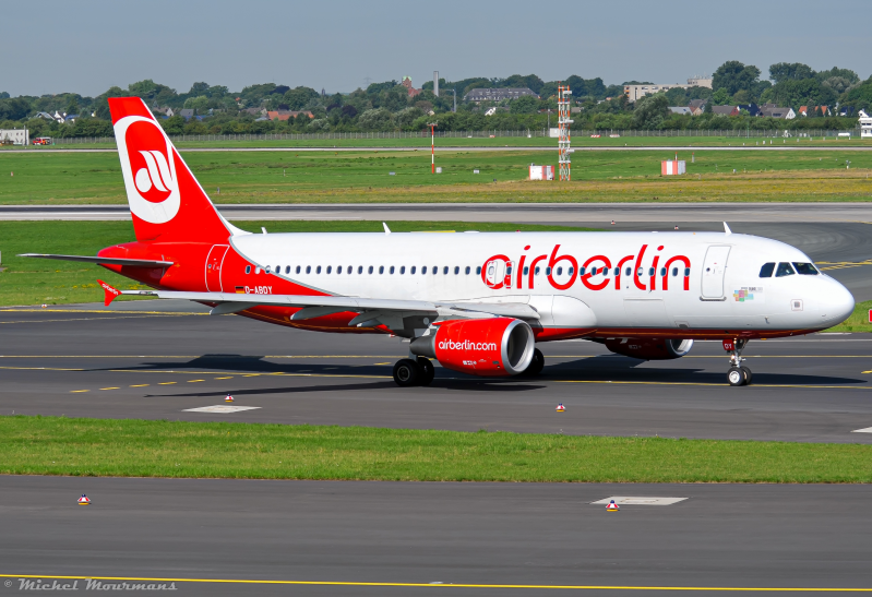 D-ABDY -- Airbus A320 -- Air Berlin