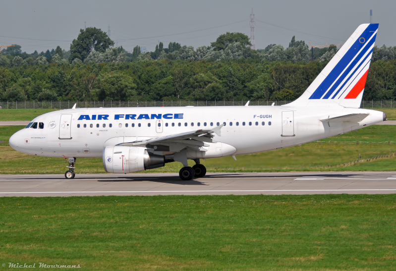 F-GUGH -- Airbus A318 -- Air France