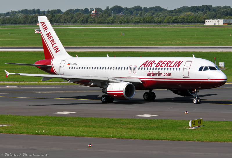D-ABDA -- Airbus A320 -- Air Berlin