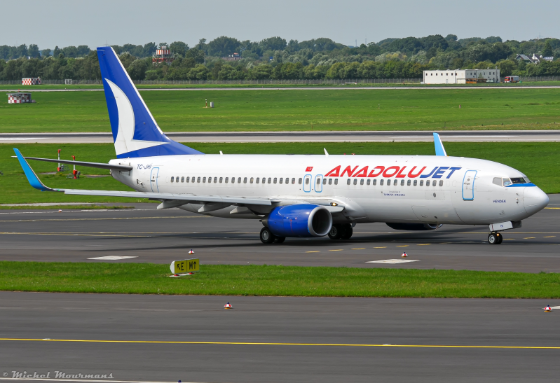 TC-JHI -- Boeing 737-800 -- AnadoluJet