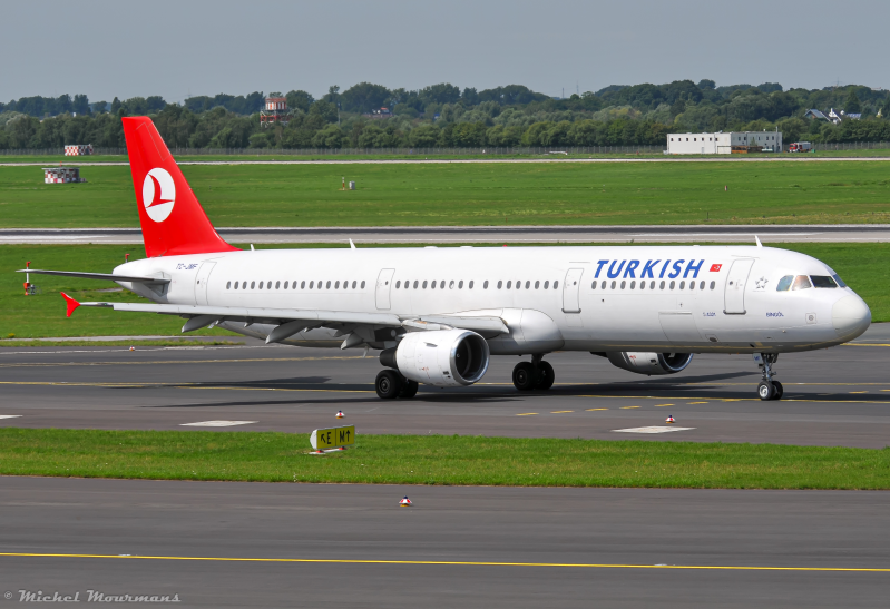TC-JMF -- Airbus A321 -- Turkish Airlines