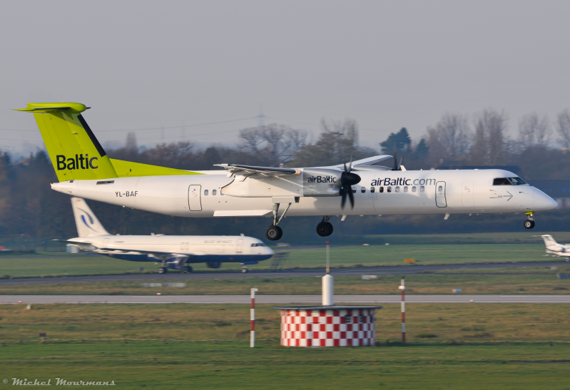 YL-BAF -- Bombardier Dash 8-Q400 -- Air Baltic