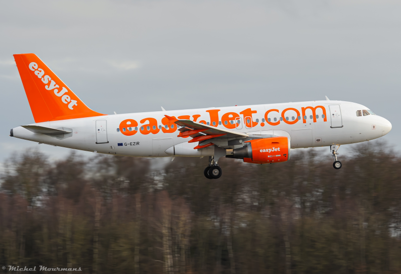G-EZIR -- Airbus A319 -- EasyJet
