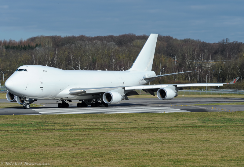 LX-ECV -- Boeing 747-400ERF -- Cargolux