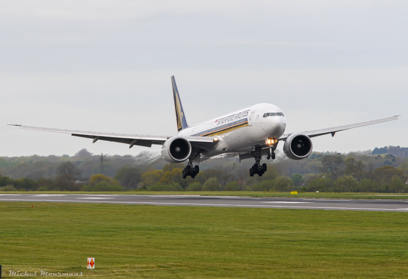 9V-SWG -- Boeing 777-300ER -- Singapore Airlines