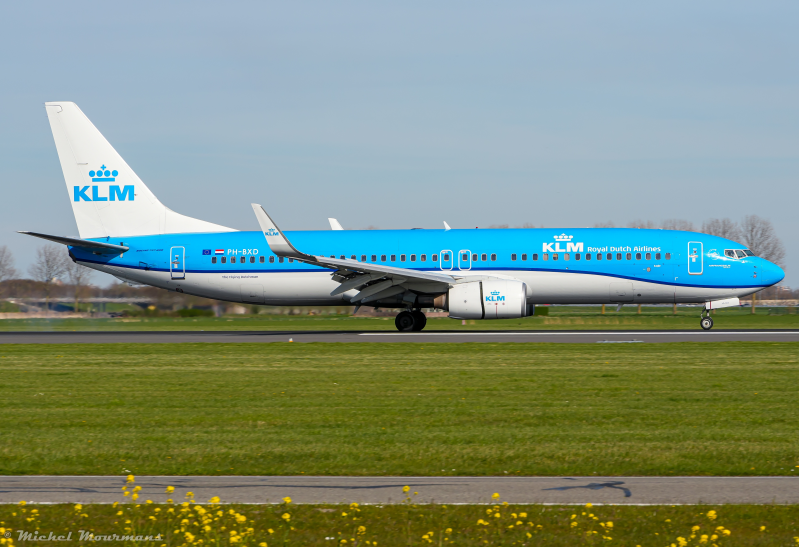 PH-BXD -- Boeing 737-800 -- KLM