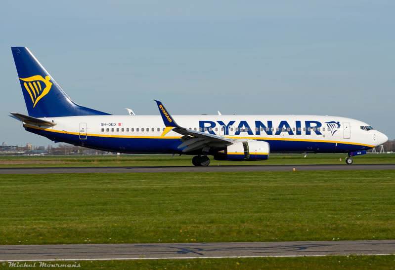9H-QED -- Boeing 737-800 -- Ryanair