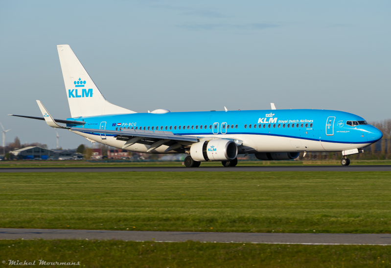 PH-BCG -- Boeing 737-800 -- KLM