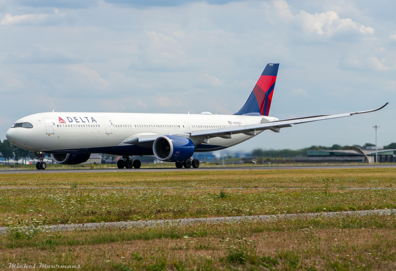 N425DX -- Airbus A330-900 -- Delta Air Lines