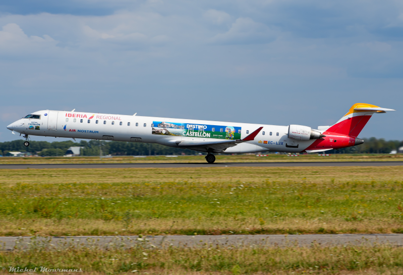 EC-LJX -- Bombardier CRJ-1000 -- Iberia Regional (Air Nostrum)