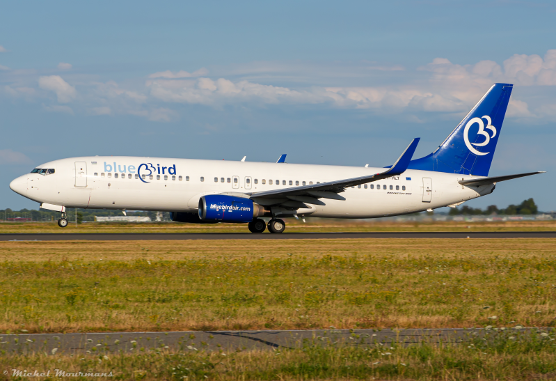 9H-HLY -- Boeing 737-800 -- Bluebird Airways