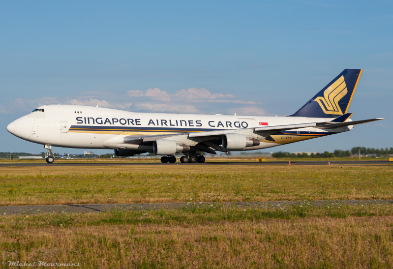 9V-SFN -- Boeing 747-400F -- Singapore Airlines Cargo