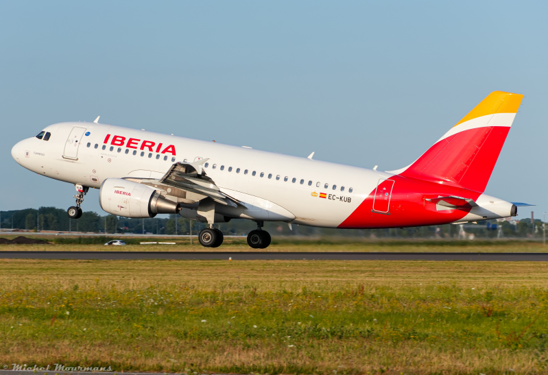 EC-KUB -- Airbus A319 -- Iberia