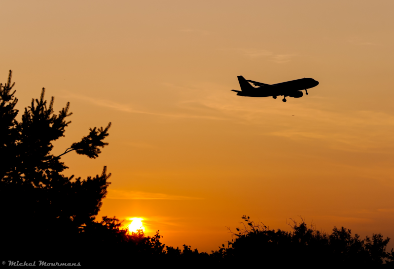 FRA sunset landing