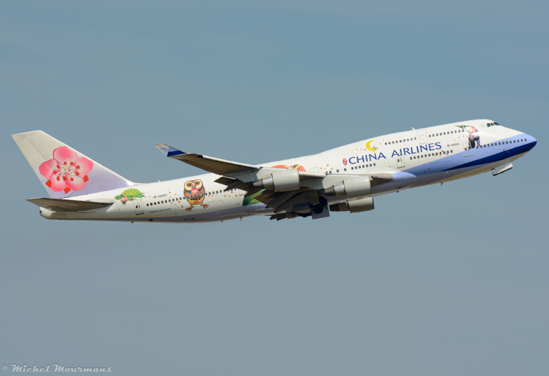 B-18203 -- Boeing 747-400 -- China Airlines