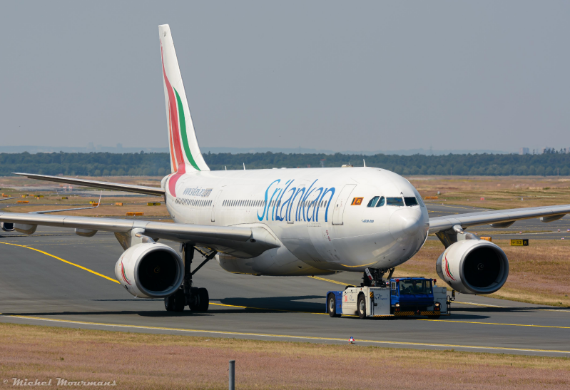 4R-ALA -- Airbus A330-200 -- SriLankan Airlines