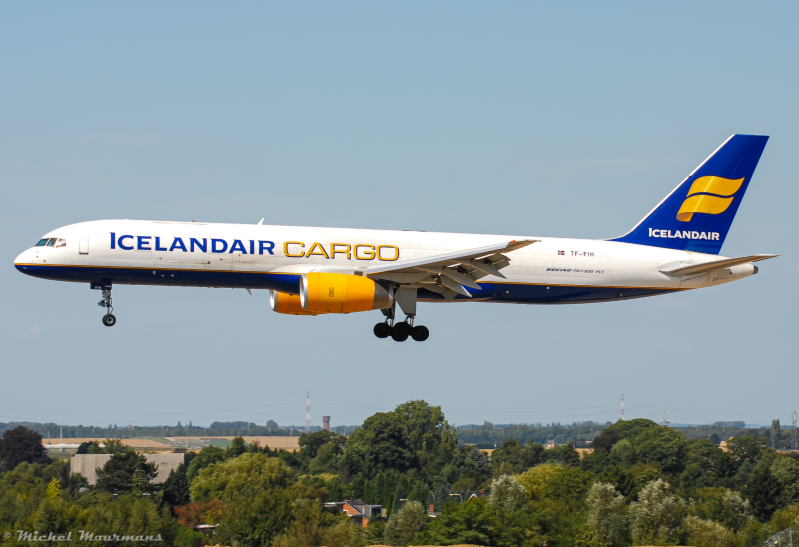 TF-FIH -- Boeing 757-200(PF) -- Icelandair Cargo