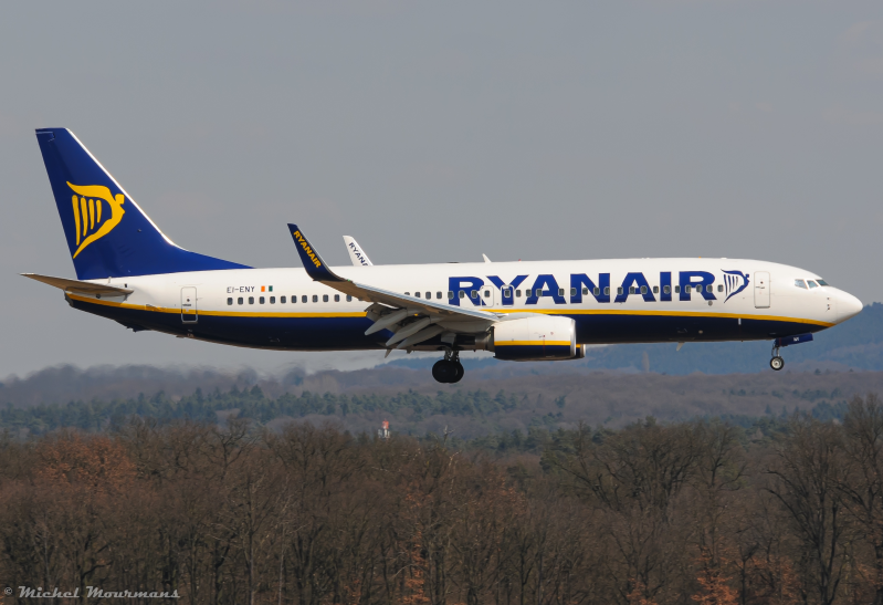 EI-ENY -- Boeing 737-800 -- Ryanair