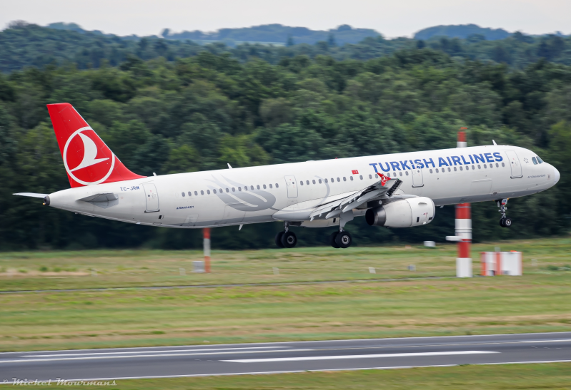 TC-JRM -- Airbus A321 -- Turkish Airlines