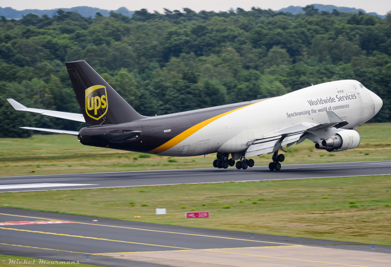 N582UP -- Boeing 747-400F -- UPS
