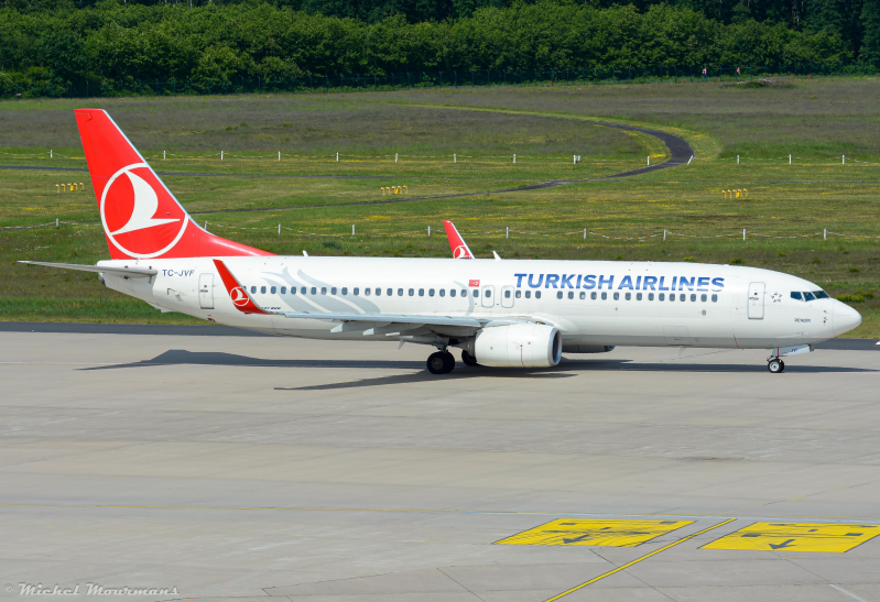 TC-JVF -- Boeing 737-800 -- Turkish Airlines
