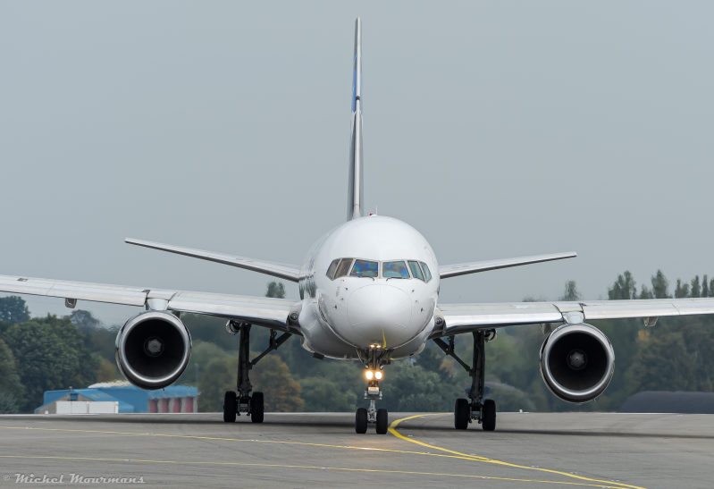 EC-FTR -- Boeing 757-200(PCF) -- Cygnus Air