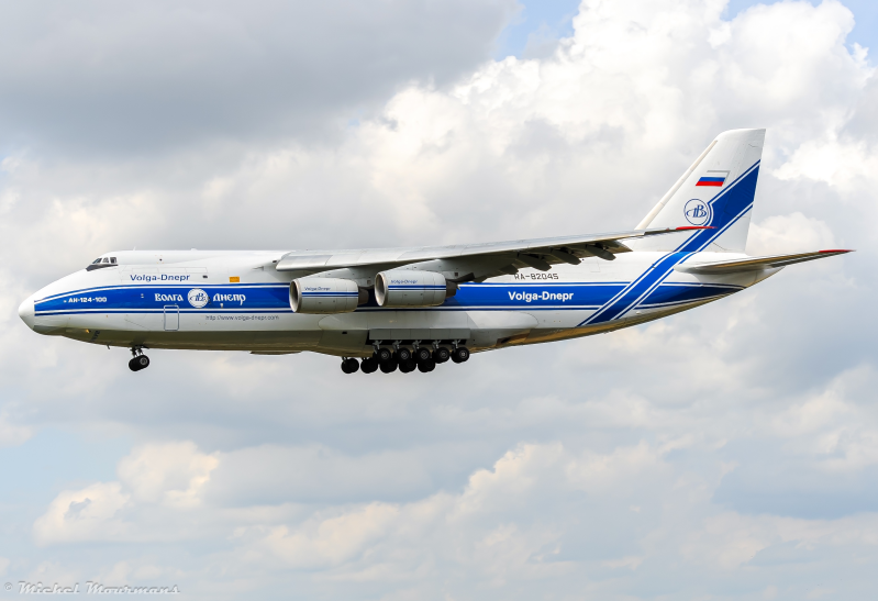RA-82045 -- Antonov An-124-100 -- Volga-Dnepr