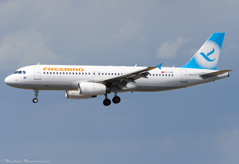 TC-FHE -- Airbus A320 -- Freebird Airlines