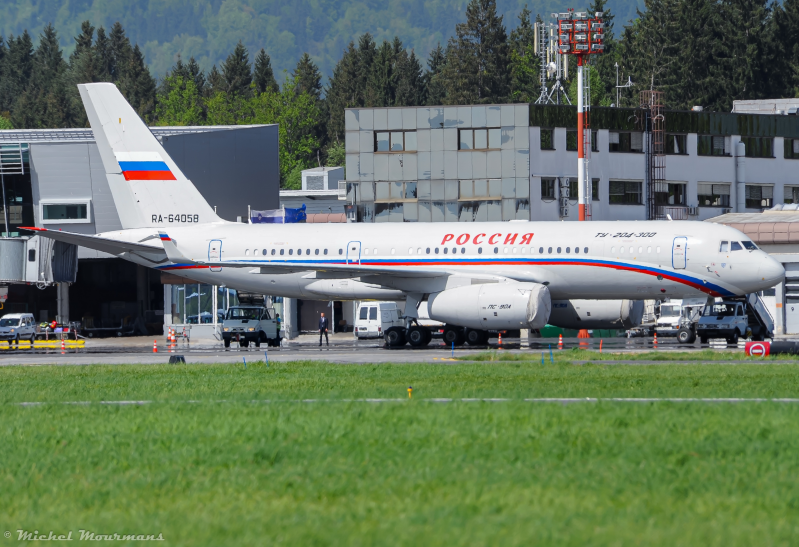 RA-64058 -- Tupolev Tu-204-300 -- Rossiya - Special Flight Squadron