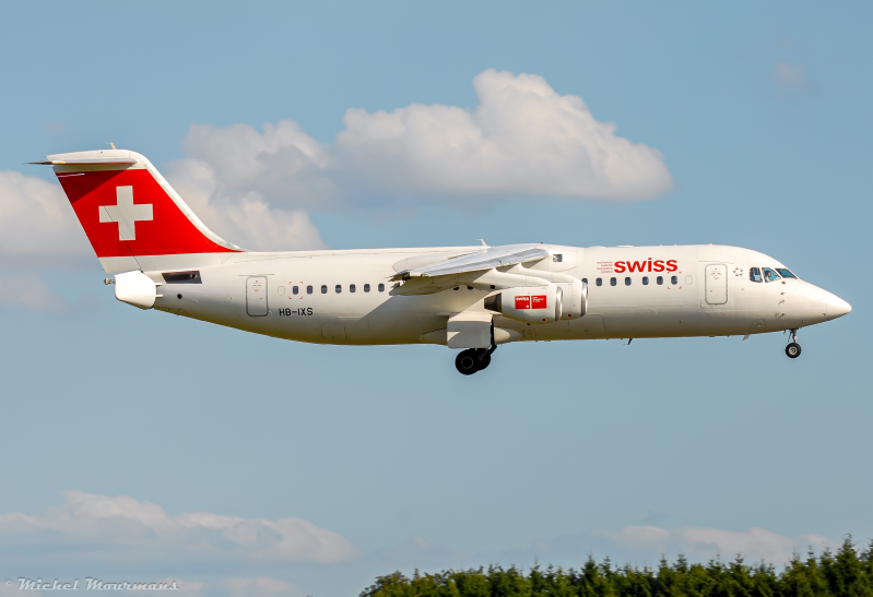 HB-IXS -- Avro RJ100 -- Swiss