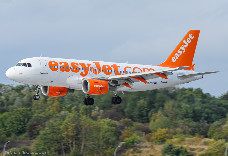 G-EZDU -- Airbus A319 -- EasyJet