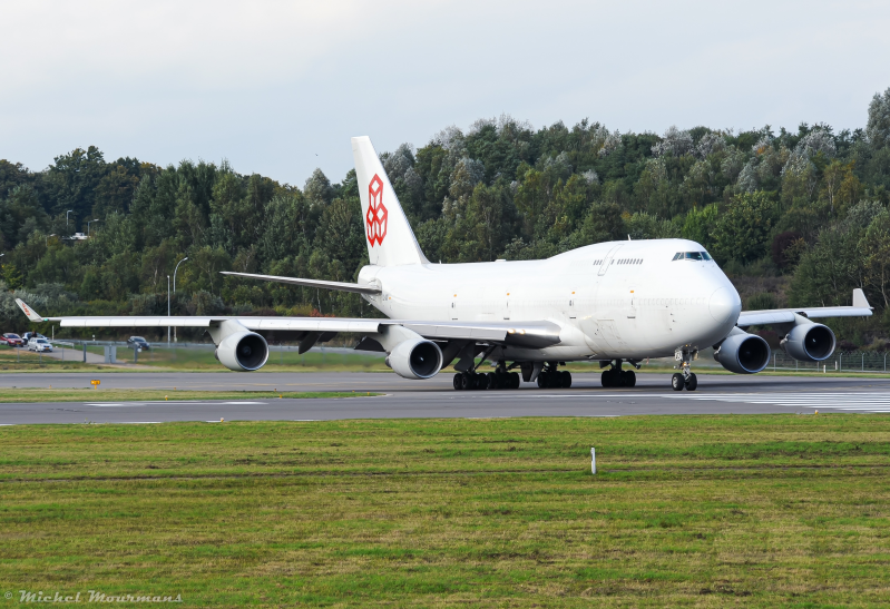 LX-ACV -- Boeing 747-400(BCF) -- Cargolux