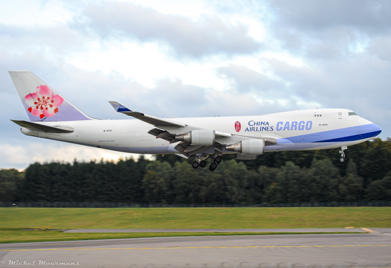 B-18701 -- Boeing 747-400F -- China Airlines Cargo