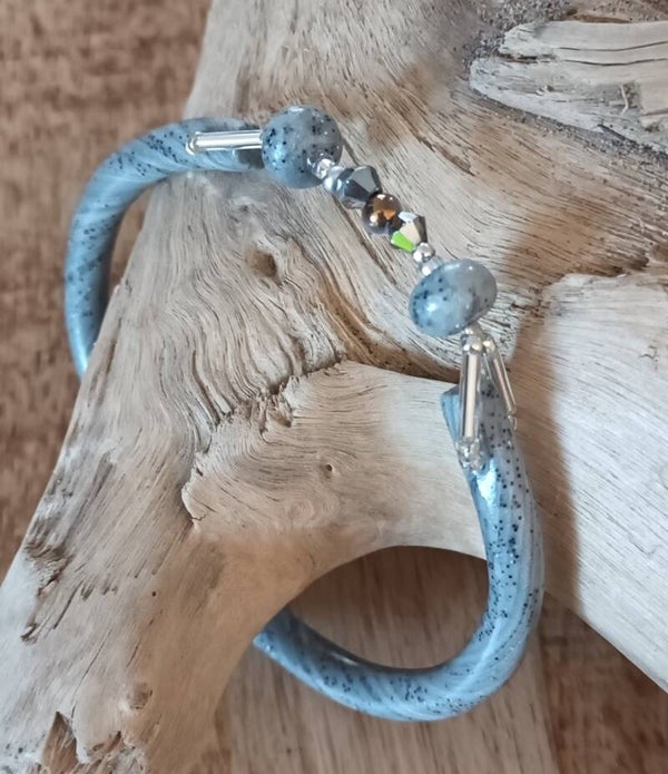Bracelet gris argent moucheté