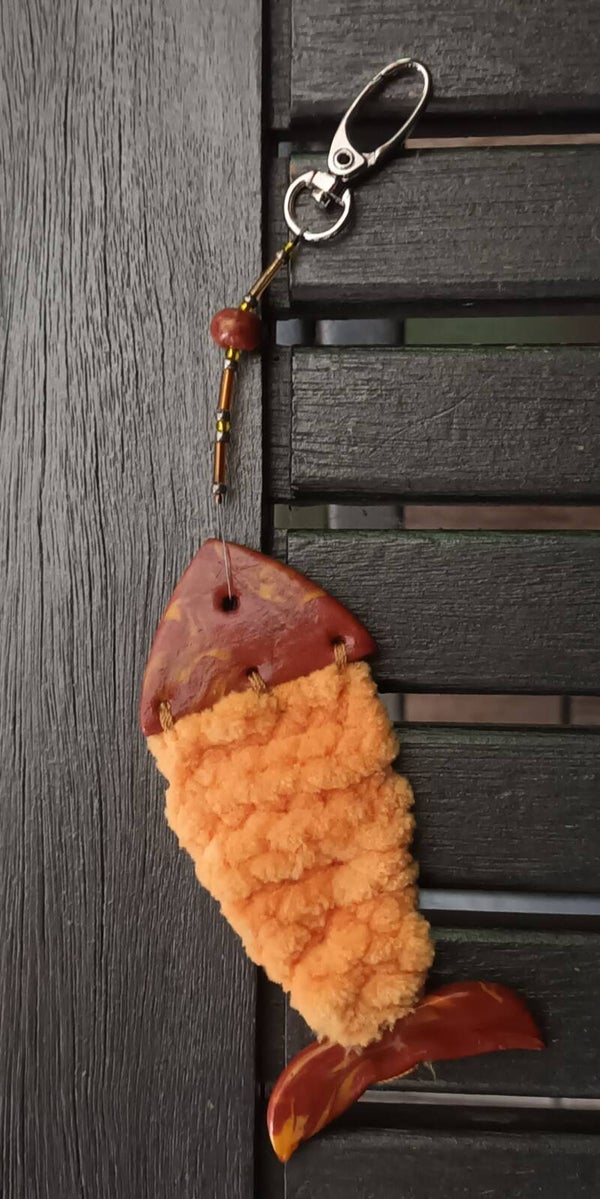 Porte-clés poisson jaune vif - cuivre jaune