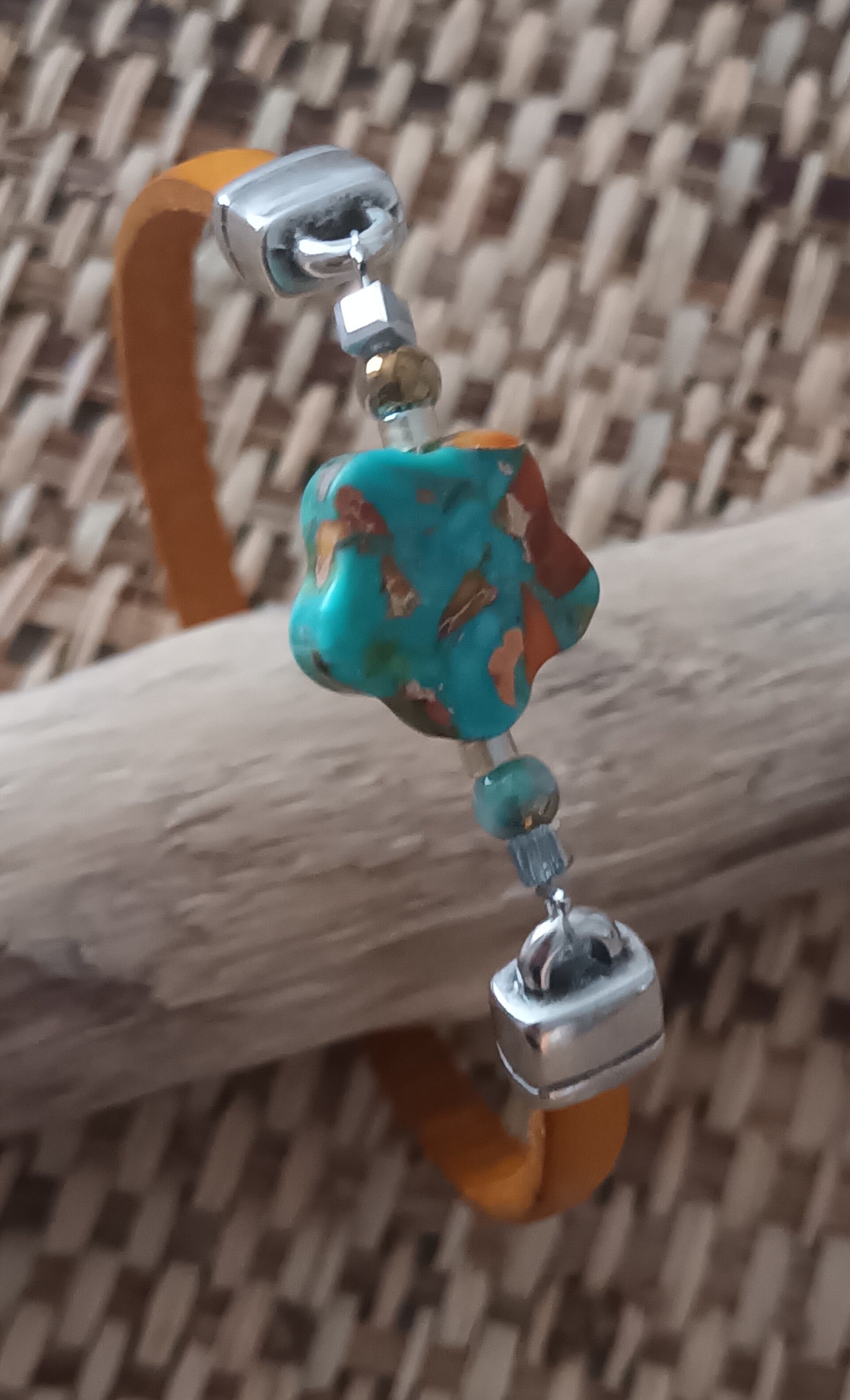 Bracelet cuir Safran Fleur en régalite