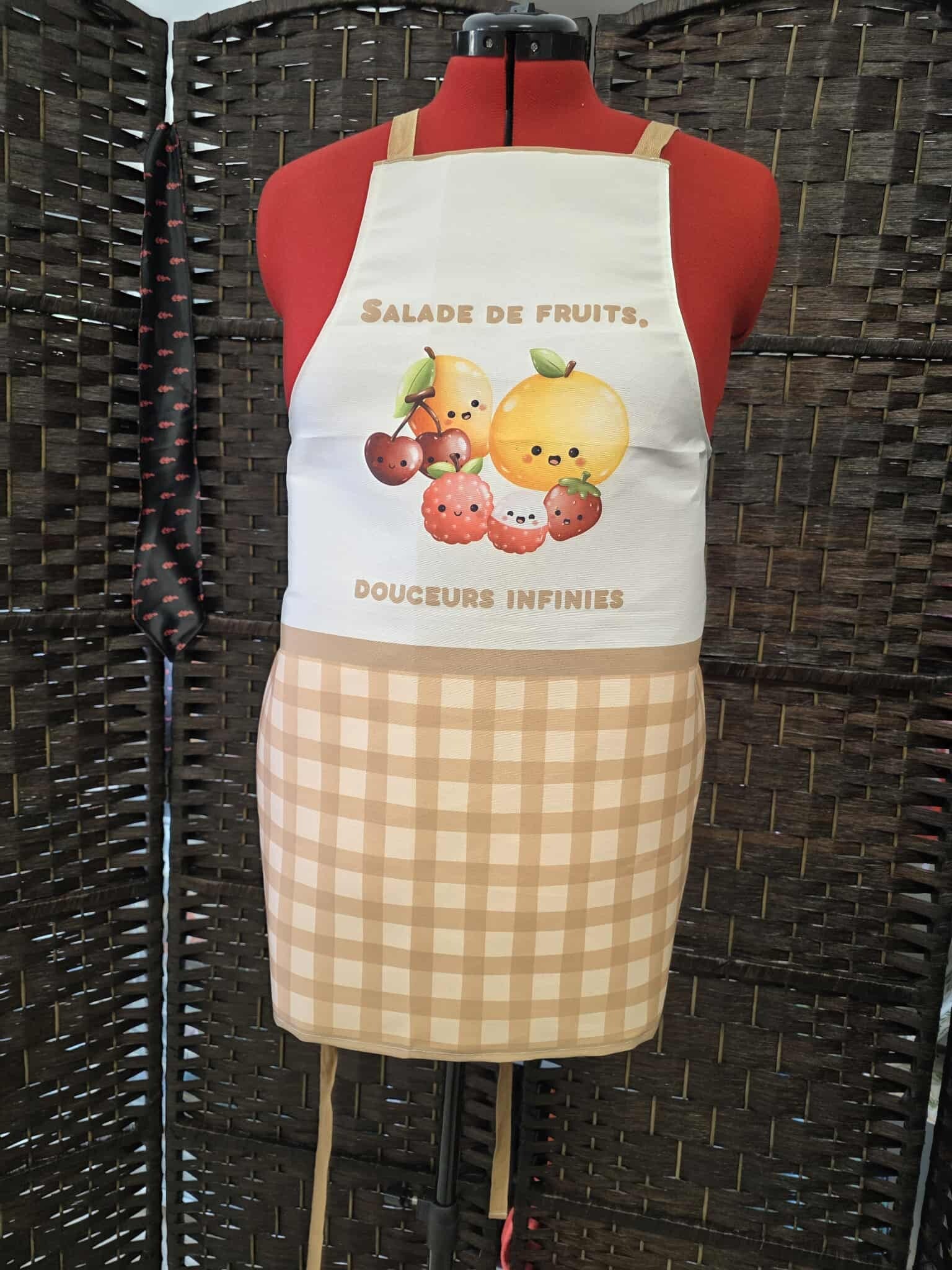 Tablier en tissu anti tâche- pratique et élégent