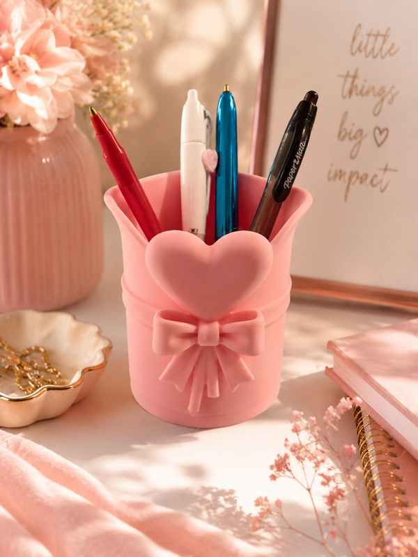 Bow Heart Pen Holder