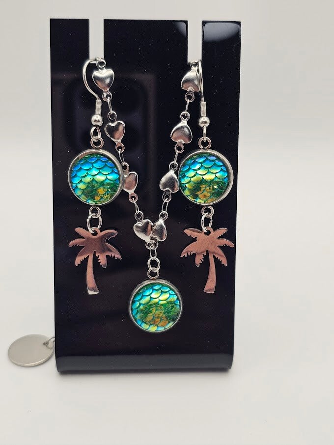 Palm Tree Earrings & Heart Bracelet Set