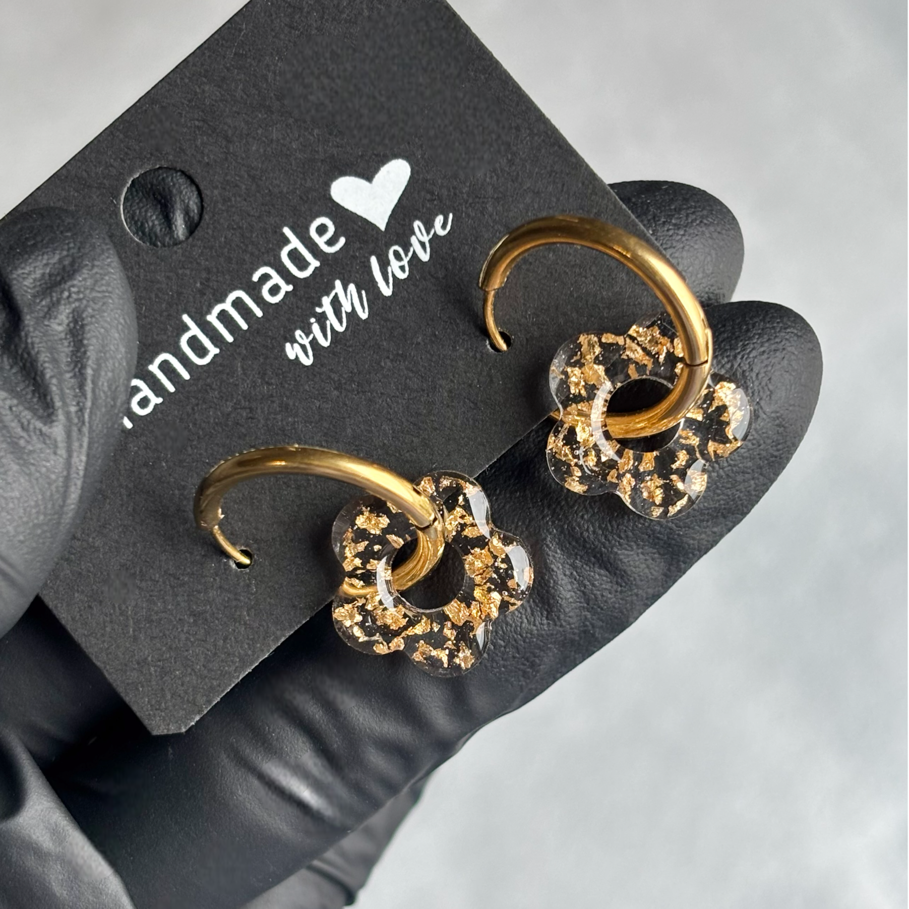 Créoles mini fleurs interchangeables feuilles métallisées