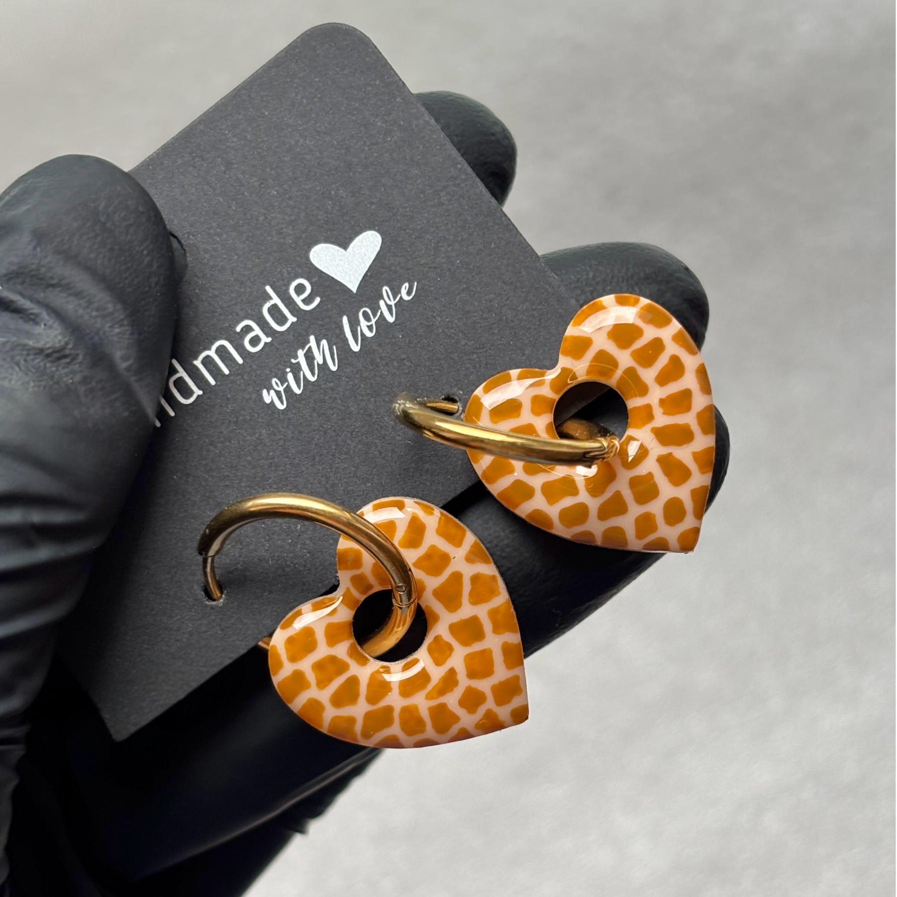 Créoles coeurs interchangeables motif girafe