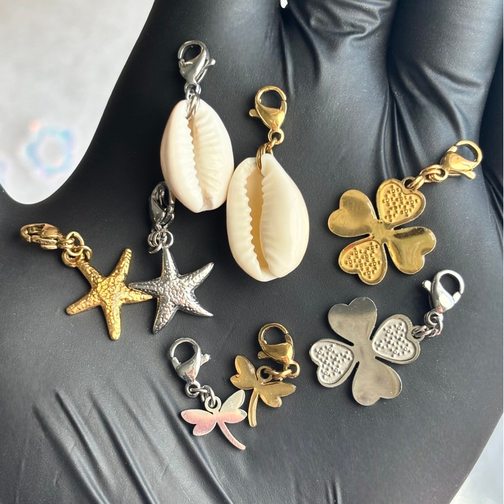 Breloques interchangeables non personnalisables