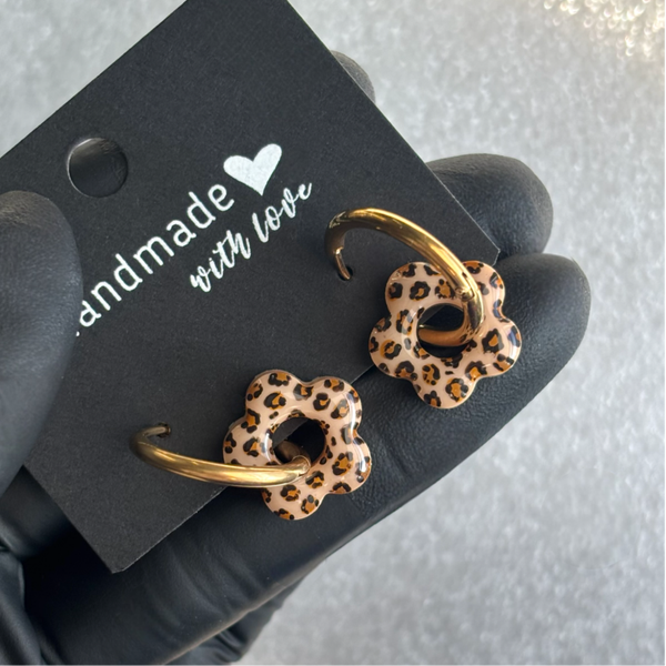 Créoles mini fleurs motif léopard